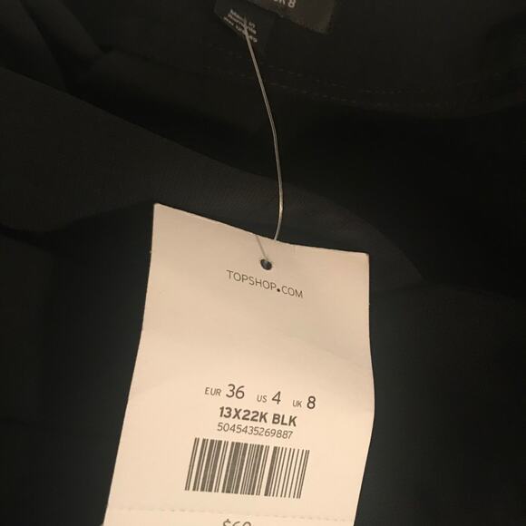 NWT TopShop black off shoulder top SZ US 4 - Picture 7 of 10